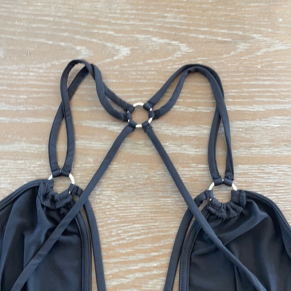 Black Venus Top - Picture 3 of 9